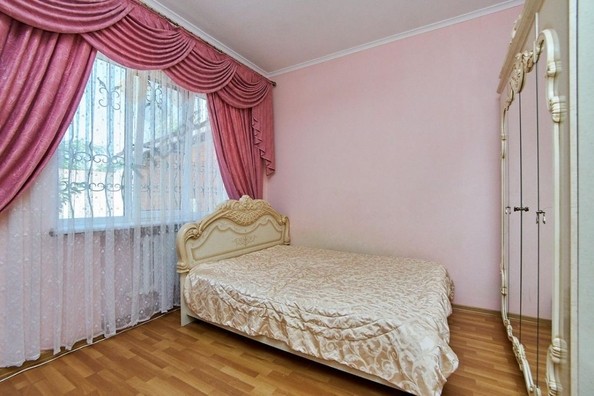 
   Продам дом, 300 м², Яблоновский

. Фото 14.