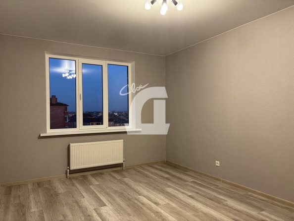 
   Продам 2-комнатную, 57.5 м², Шоссейная ул, 70/1

. Фото 10.