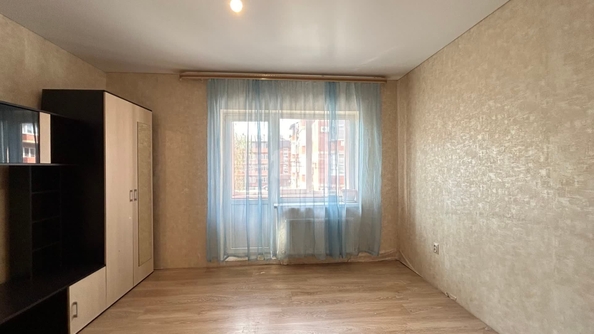 
   Продам 1-комнатную, 39.8 м², 

. Фото 4.