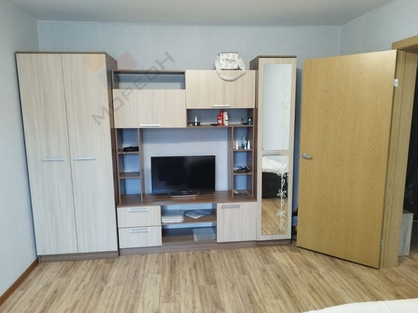 
   Продам 1-комнатную, 35.2 м², Гагарина ул, 192к3

. Фото 5.