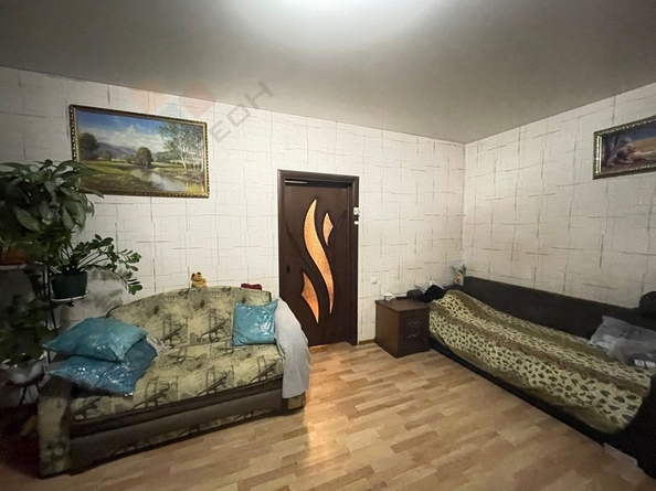 
   Продам 2-комнатную, 54.3 м², Краснодарская ул, 8/1

. Фото 3.