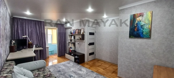 
   Продам 2-комнатную, 43.9 м², Ленина ул, 92

. Фото 3.