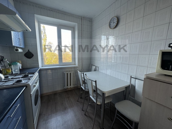 
   Продам 3-комнатную, 59 м², Юбилейная ул, 2А

. Фото 1.