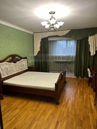 
   Продам 3-комнатную, 90.6 м², Пионерская 2-я ул, 422

. Фото 1.