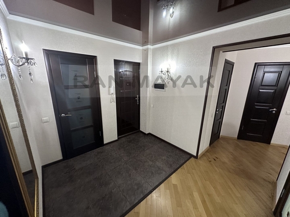 
   Продам 3-комнатную, 100 м², Герцена ул, 104

. Фото 7.