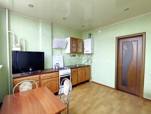 
   Продам 1-комнатную, 29.6 м², Космическая ул, 88к5

. Фото 9.