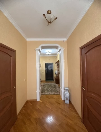 
   Продам 5-комнатную, 110 м², Жуковского ул, 3

. Фото 3.