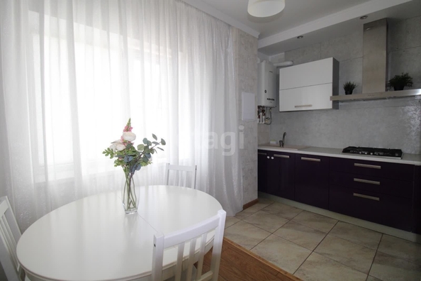 
   Продам 2-комнатную, 50.2 м², 

. Фото 8.