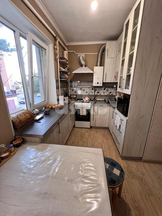 
   Продам 2-комнатную, 42 м², 3 Интернационала ул, 350

. Фото 4.