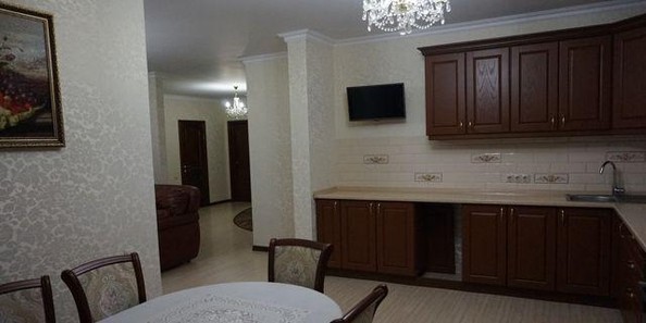 
   Продам 3-комнатную, 100 м², Яна Полуяна ул, 51

. Фото 3.