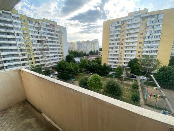 
   Продам 3-комнатную, 93 м², Академика Лукьяненко П.П. ул, 103

. Фото 11.