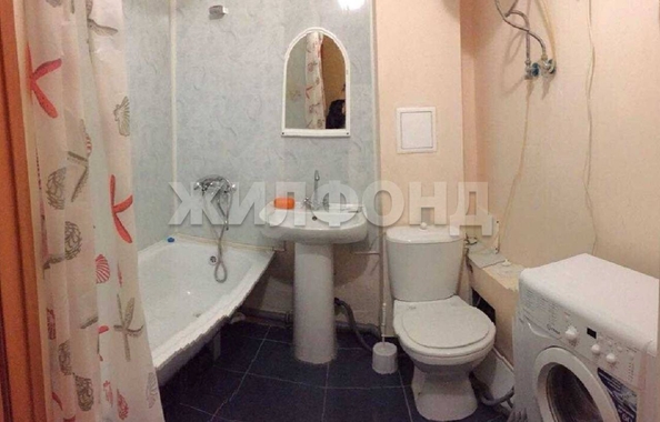 
   Продам 1-комнатную, 33.1 м², Кипарисовая ул, 17

. Фото 3.