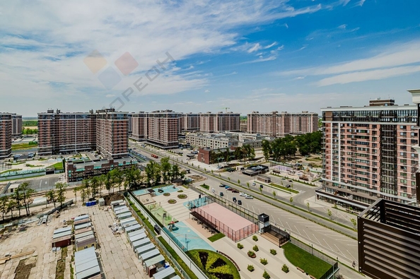 
   Продам 1-комнатную, 36.8 м², Западный Обход ул, 57/1

. Фото 3.