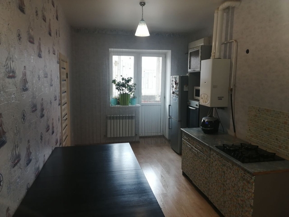 
   Продам 3-комнатную, 71 м², Ленина ул, 178к3

. Фото 3.