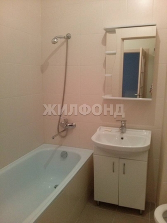 
  Сдается 1-комн. квартира, 40 м², Клубничная ул, д. 6б
. Фото 9.