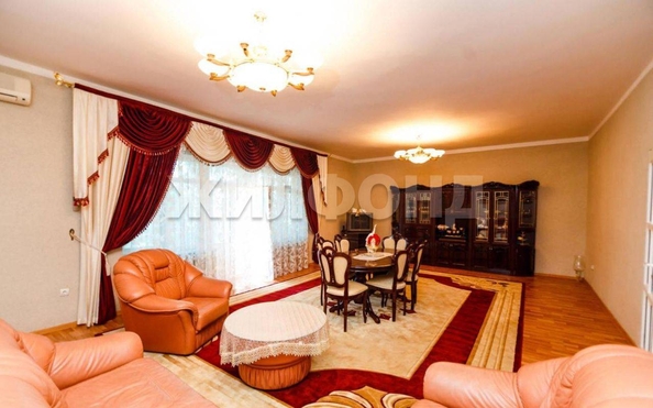 
   Продам дом, 520 м², Сочи

. Фото 4.