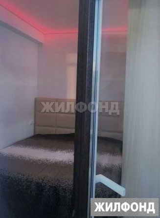 
   Продам 1-комнатную, 40 м², Полтавская ул, 21

. Фото 4.
