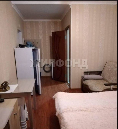 
   Продам 1-комнатную, 23 м², Просвещения ул, 87

. Фото 4.