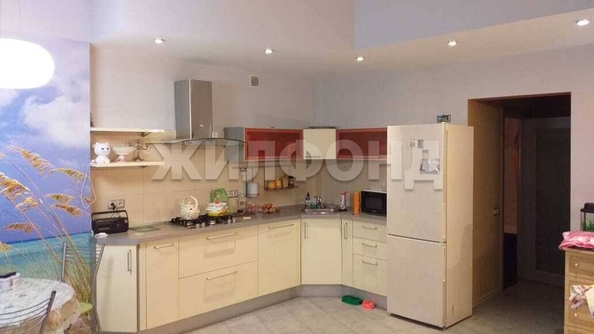 
   Продам студию, 61 м², Пирогова ул, 40а

. Фото 7.