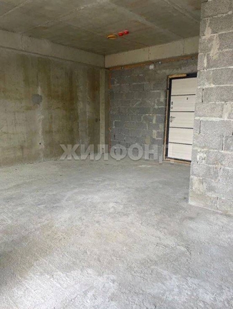 
   Продам 2-комнатную, 38 м², Крымская ул, 44а

. Фото 2.