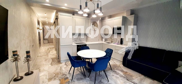 
   Продам 3-комнатную, 68 м², Гагринская ул, 3/8

. Фото 1.