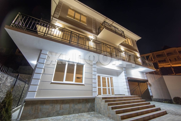 
   Продам дом, 450 м², Сочи

. Фото 7.