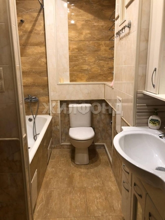 
   Продам 2-комнатную, 45 м², Тепличная ул, 40

. Фото 2.