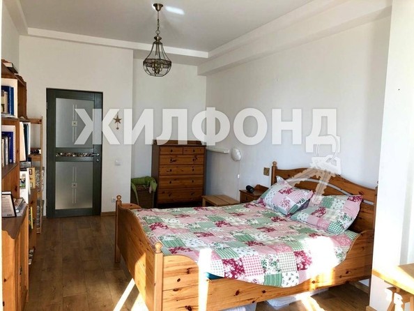 
   Продам 2-комнатную, 80 м², , 71

. Фото 10.