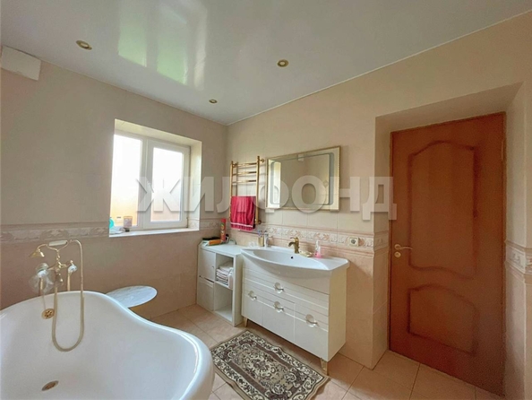 
   Продам дом, 234 м², Краснодар

. Фото 25.