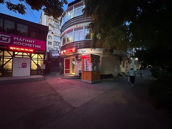 
   Продам торговое помещение, 49 м², Крымская ул, 186А

. Фото 1.
