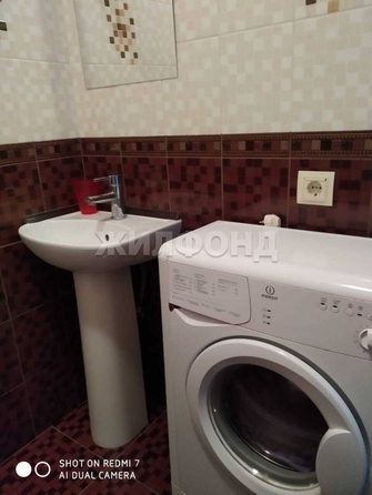 
   Продам 1-комнатную, 32 м², Виноградная ул, 1

. Фото 4.