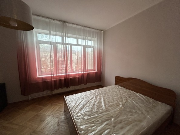 
   Продам 2-комнатную, 62 м², Лермонтова ул, 120А

. Фото 3.