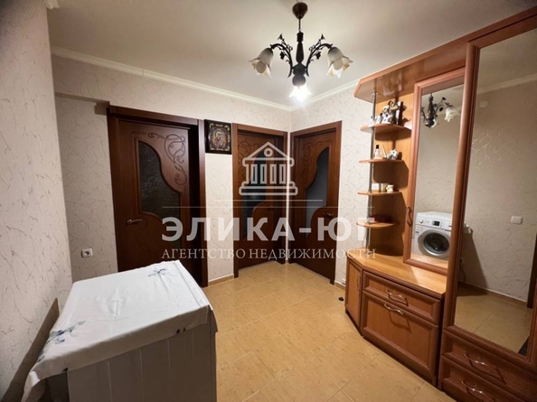 
   Продам 3-комнатную, 65 м², 2-й мкр

. Фото 18.