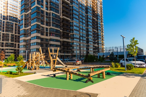 
   Продам 2-комнатную, 68.7 м², Конгрессная ул, 43

. Фото 8.