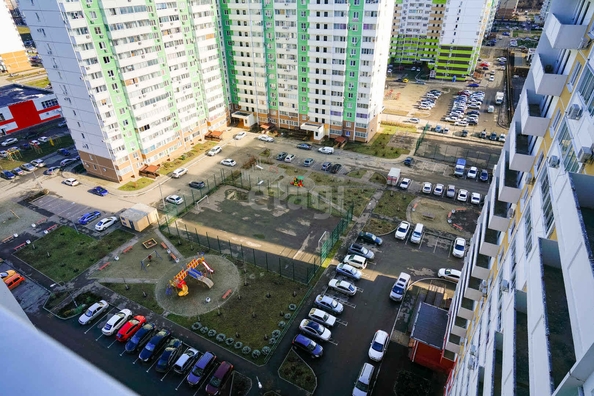 
   Продам 3-комнатную, 85 м², Черкасская ул, 60/1

. Фото 29.