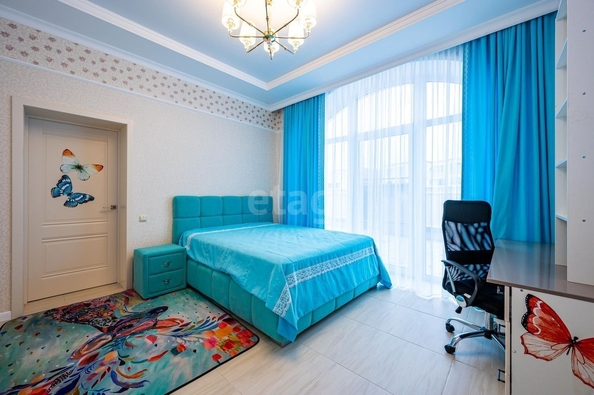 
   Продам дом, 359.2 м², Краснодар

. Фото 3.