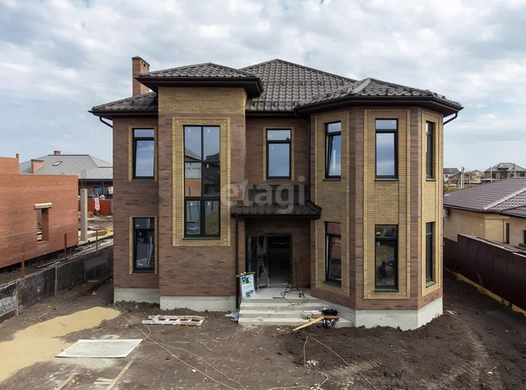 
   Продам дом, 220 м², Краснодар

. Фото 3.