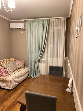 
   Продам 1-комнатную, 42.5 м², Репина пр-д, 5

. Фото 3.