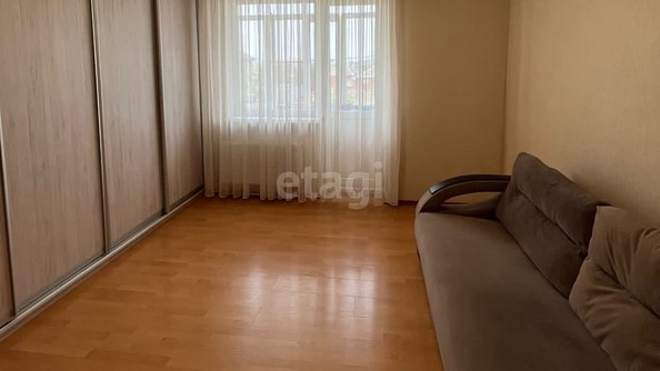 
   Продам 1-комнатную, 39.8 м², Тургенева ул, 3а/19

. Фото 2.