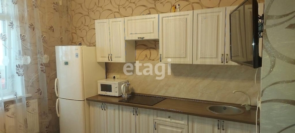 
   Продам 2-комнатную, 63.5 м², Шоссе Нефтяников ул, 22/1

. Фото 4.