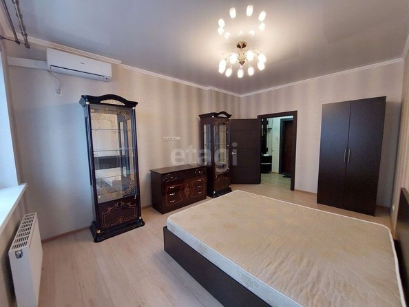 
   Продам 2-комнатную, 62.5 м², Домбайская ул, 6

. Фото 1.