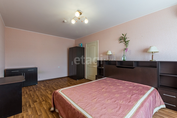 
   Продам 1-комнатную, 37.5 м², Черкасская ул, 131

. Фото 3.