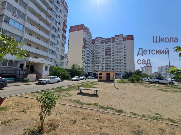 
   Продам 2-комнатную, 57 м², 3-я Целиноградская ул, 9

. Фото 19.