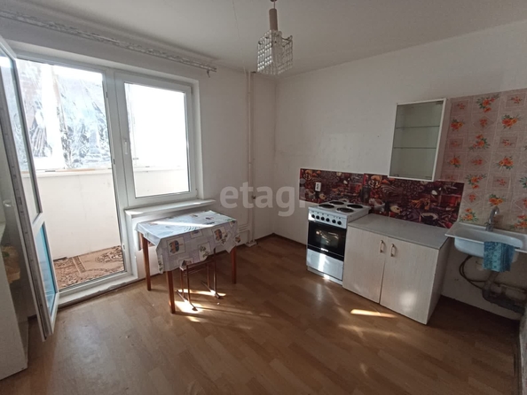 
   Продам 1-комнатную, 37.4 м², Черкасская ул, 58

. Фото 9.