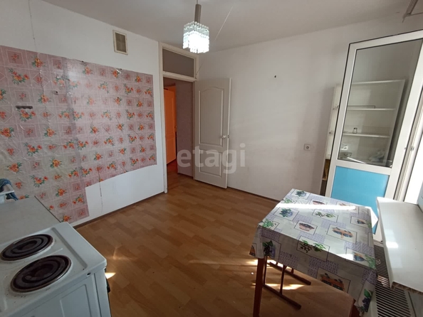 
   Продам 1-комнатную, 37.4 м², Черкасская ул, 58

. Фото 10.