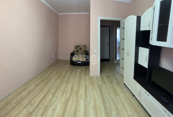 
   Продам 1-комнатную, 41.5 м², Казбекская ул, 3

. Фото 1.