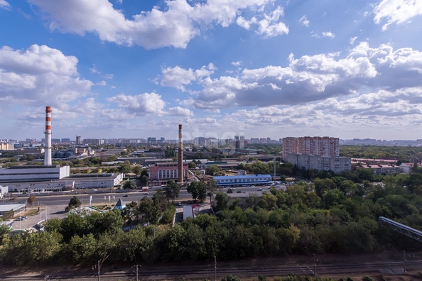 
   Продам 2-комнатную, 78.8 м², Шоссе Нефтяников ул, 22/1

. Фото 8.