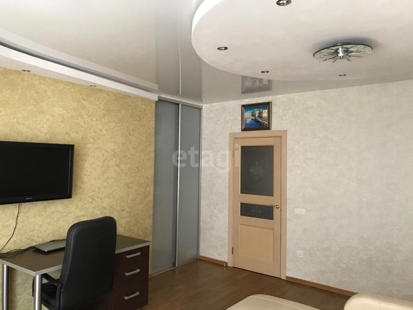 
   Продам 3-комнатную, 64.1 м², Константина Образцова пр-кт, 2/2

. Фото 6.