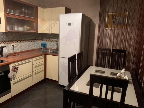 
   Продам 1-комнатную, 40 м², Атарбекова ул, 5/1

. Фото 1.