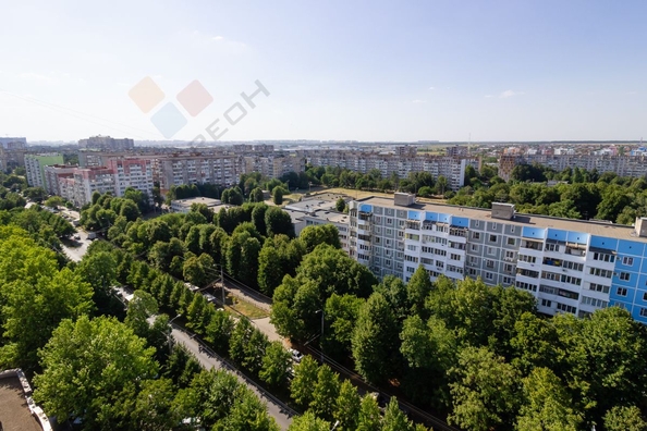 
   Продам 2-комнатную, 64.3 м², Сормовская ул, 208/1

. Фото 30.